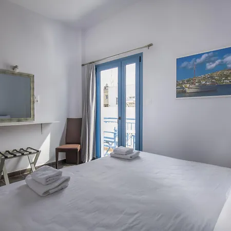 Porto Di 4* Parikia (Paros)